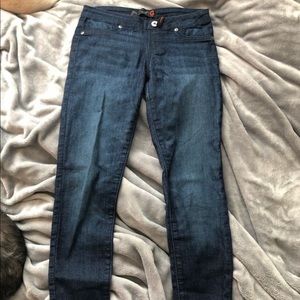 Skinny jeans